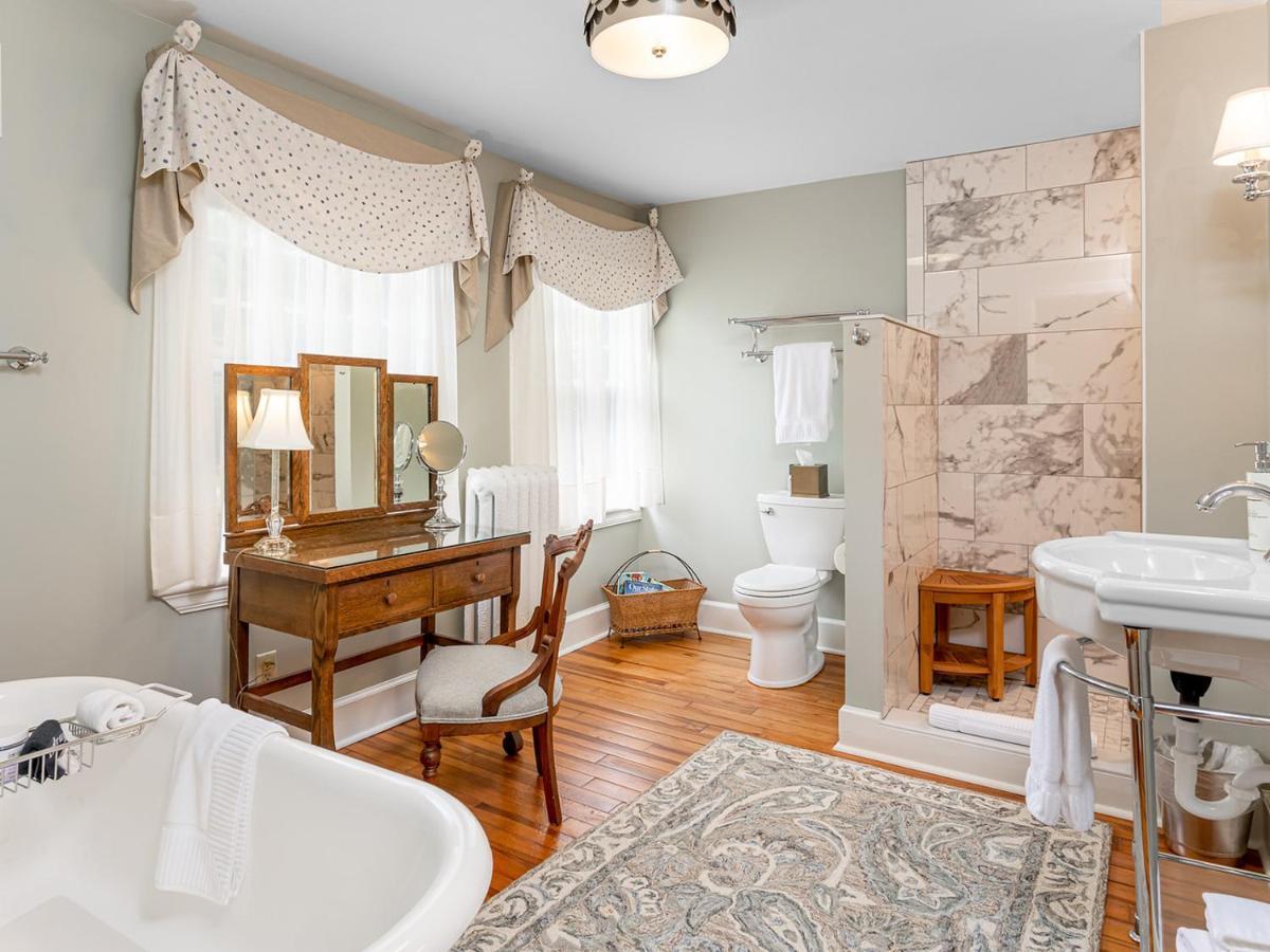 Pinecrest Bed & Breakfast Asheville Ngoại thất bức ảnh