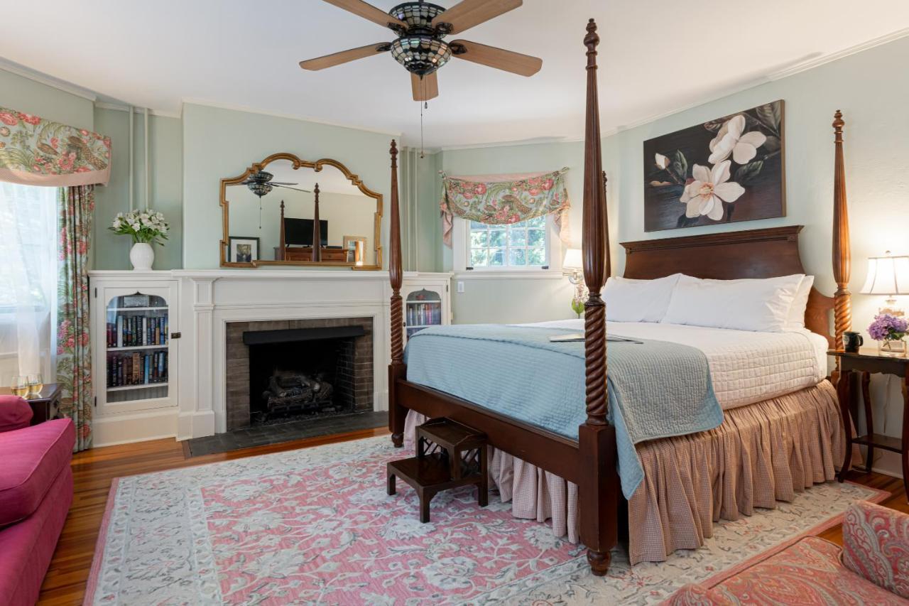 Pinecrest Bed & Breakfast Asheville Ngoại thất bức ảnh
