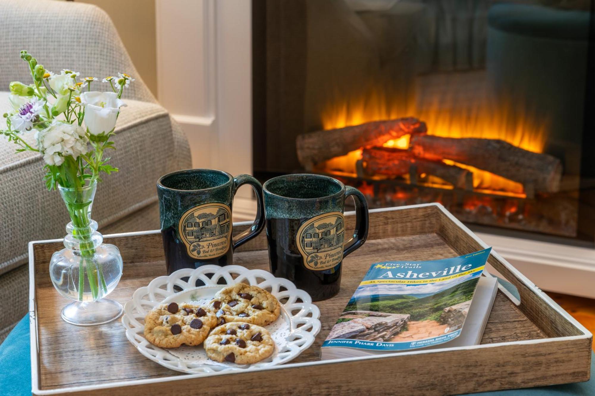 Pinecrest Bed & Breakfast Asheville Ngoại thất bức ảnh