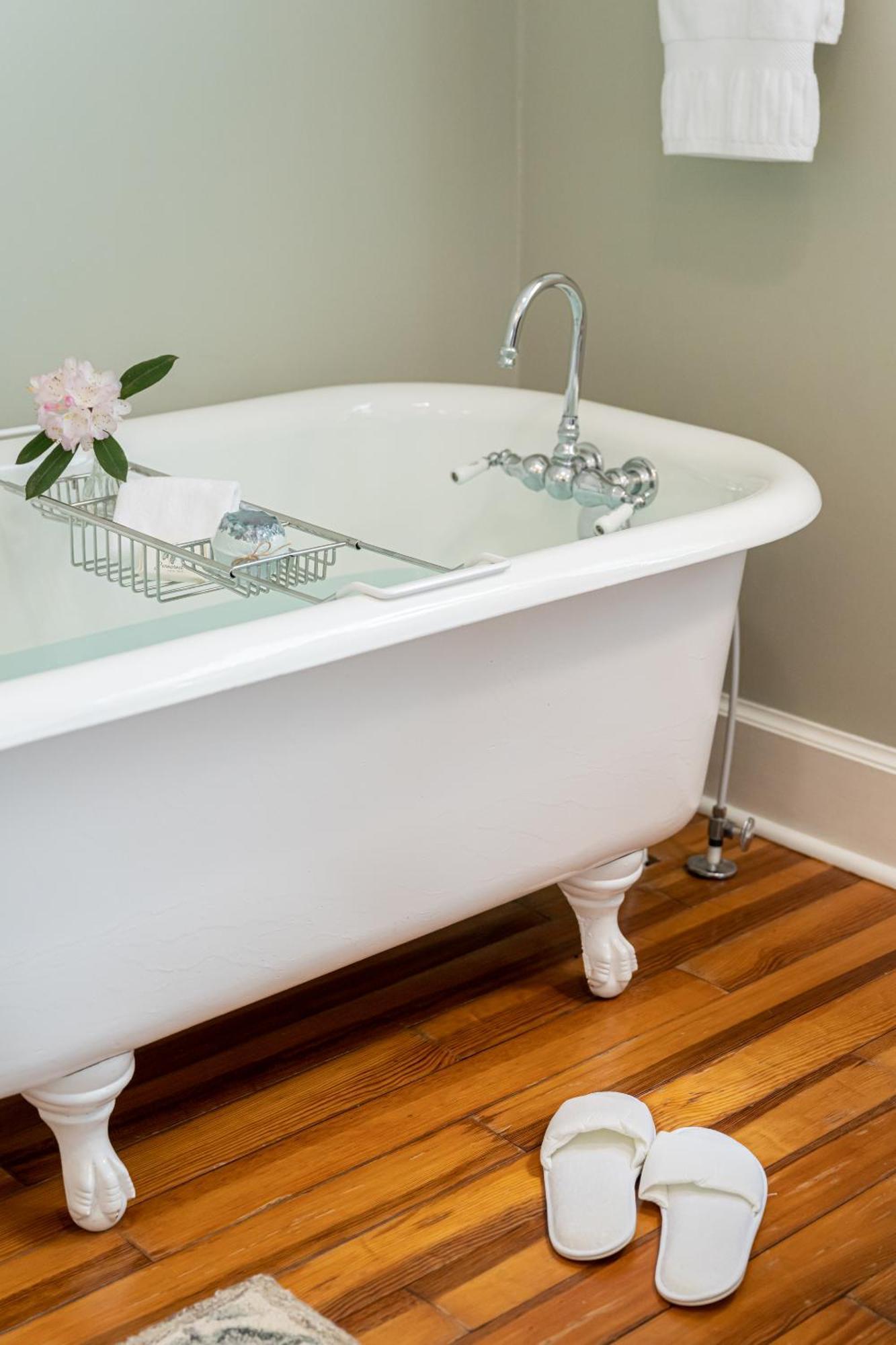 Pinecrest Bed & Breakfast Asheville Ngoại thất bức ảnh