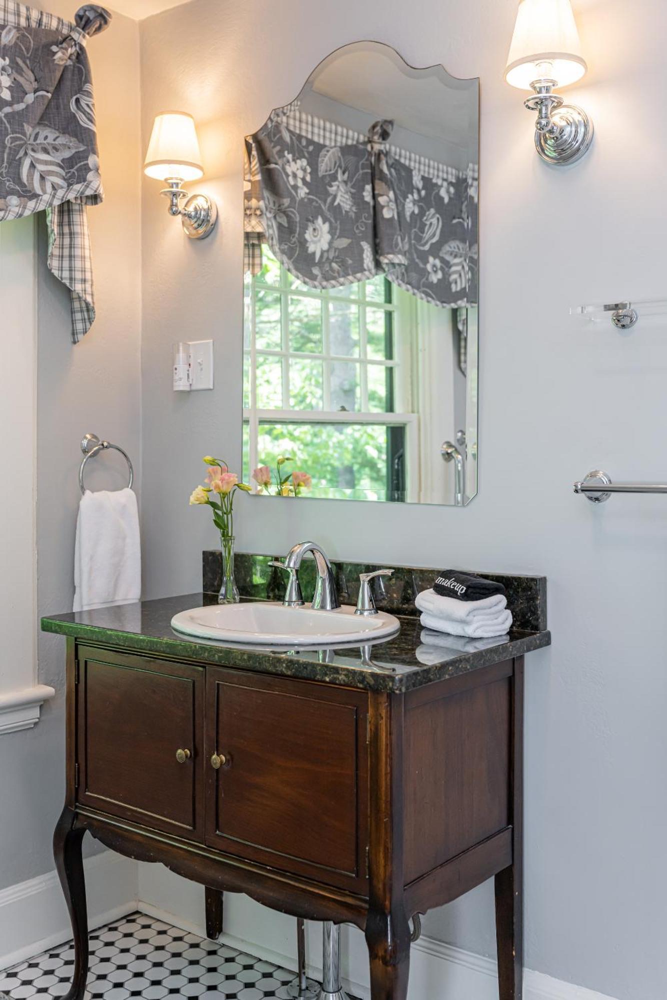 Pinecrest Bed & Breakfast Asheville Ngoại thất bức ảnh