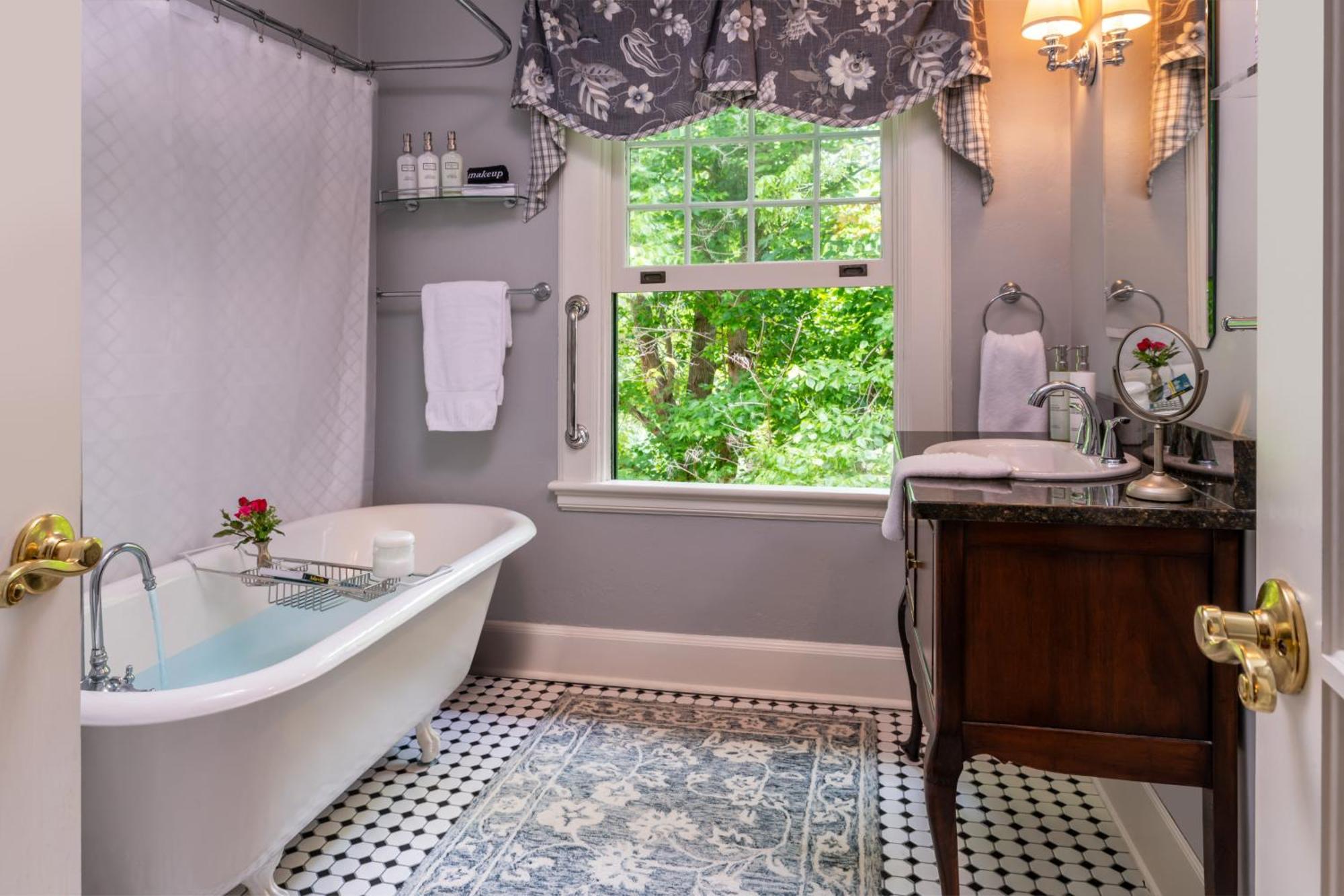 Pinecrest Bed & Breakfast Asheville Ngoại thất bức ảnh